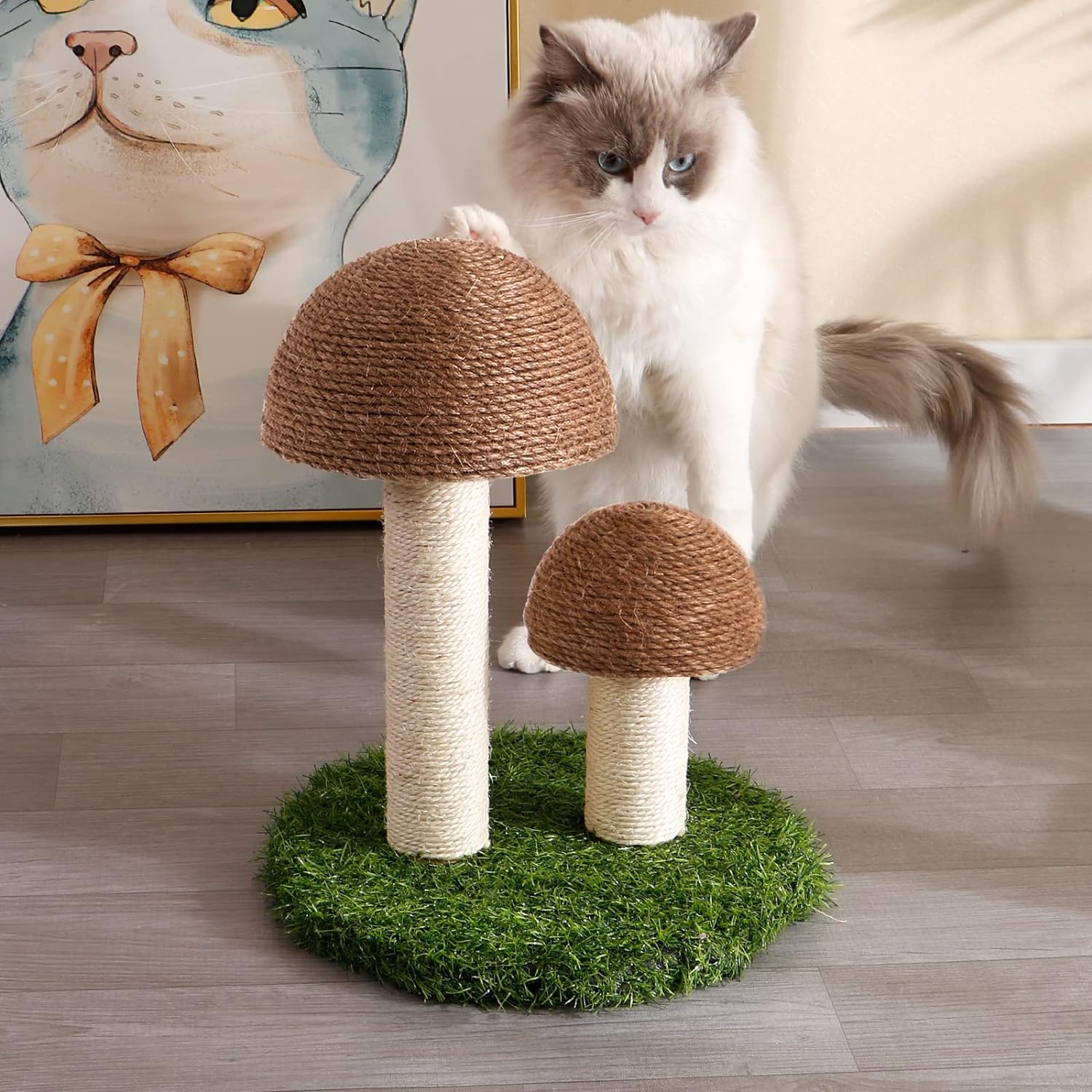 Arbre à chat en sisal naturel avec un adorable motif de champignon thumbnail 6