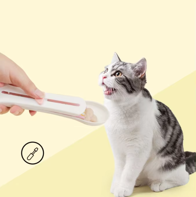 Cuillère Distributrice pour Chat – Tête Souple pour Nourriture Humide thumbnail 2