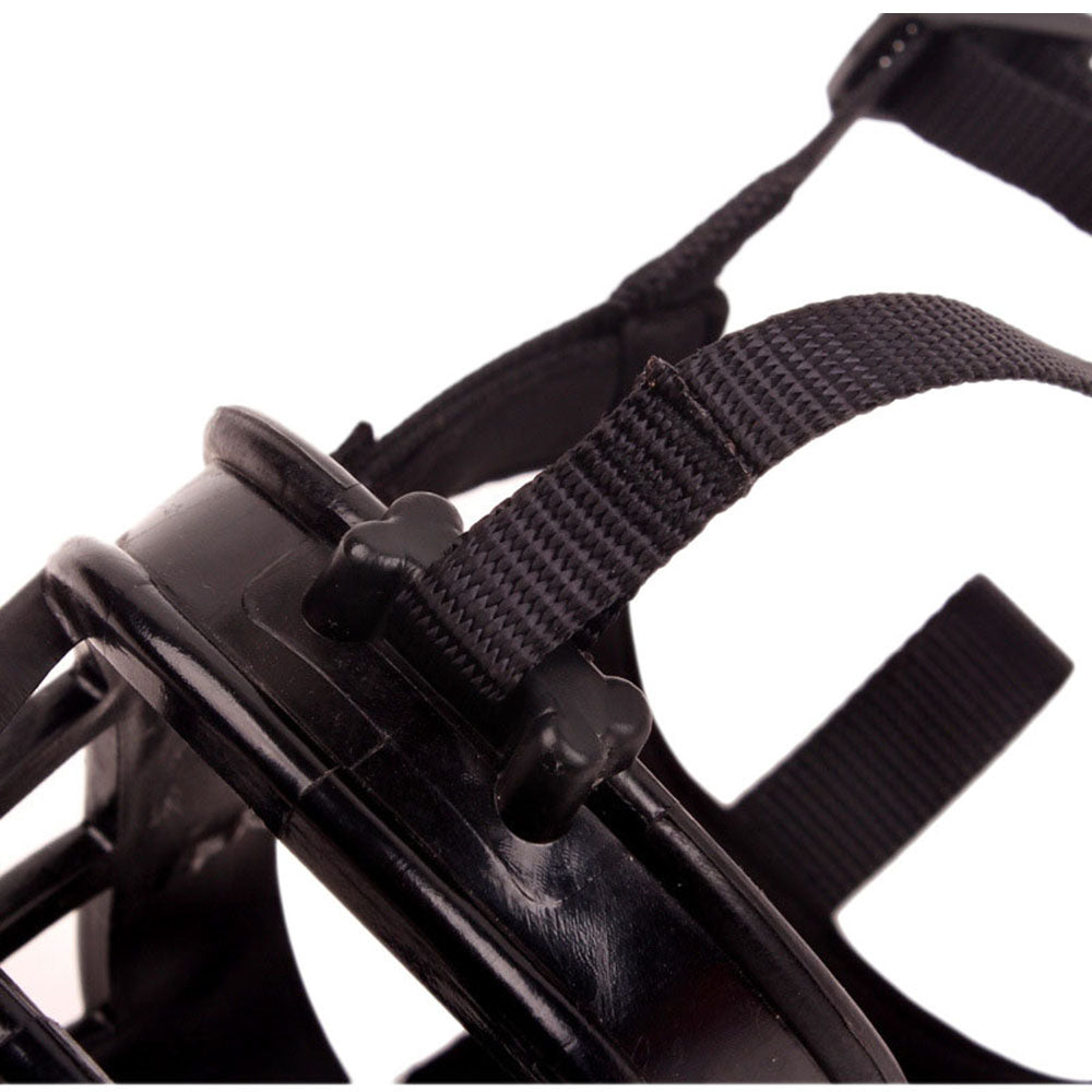 Muselière en caoutchouc de qualité supérieure pour une discipline canine efficace. thumbnail 3